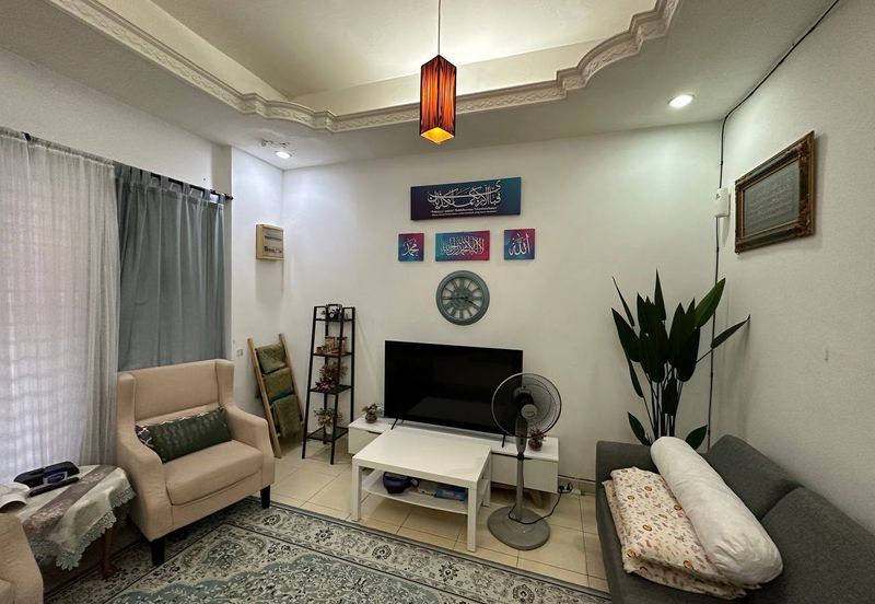 For Sale !! DOUBLE STOREY INTERMEDIATE HOUSE TAMAN ALAM BUDIMAN 