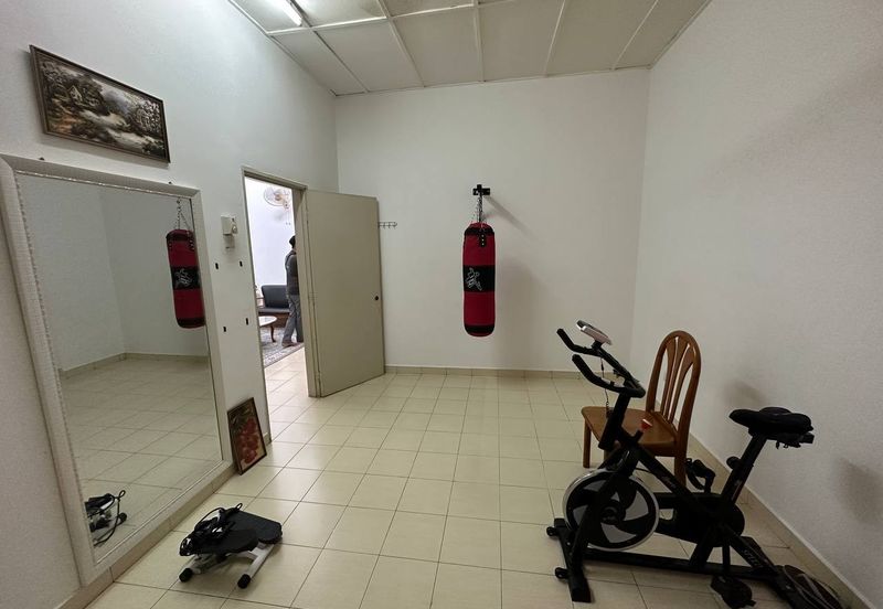 For Sale !! DOUBLE STOREY INTERMEDIATE HOUSE TAMAN ALAM BUDIMAN 