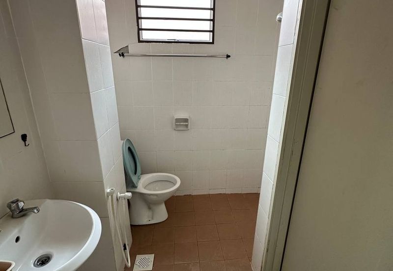 For Sale !! DOUBLE STOREY INTERMEDIATE HOUSE TAMAN ALAM BUDIMAN 