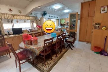 BANGLO FOR SALE !! Seksyen 16, Petaling Jaya 