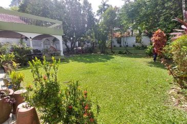 BANGLO FOR SALE !! Seksyen 16, Petaling Jaya 