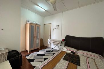 (Good Condition) Intermediate unit at Bandar Tasik Kesuma, Beranang !