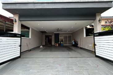 (Good Condition) Intermediate unit at Bandar Tasik Kesuma, Beranang !