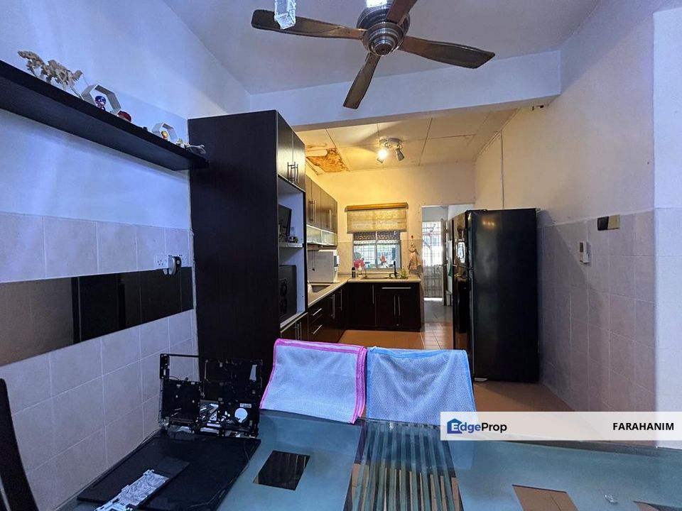 (Good Condition) Intermediate unit at Bandar Tasik Kesuma, Beranang !, Selangor, Beranang