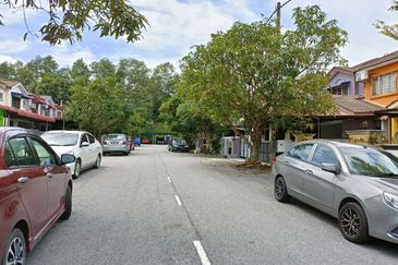 [Bumi Lot] Double Storey House , Bandar Tasik Puteri, Rawang