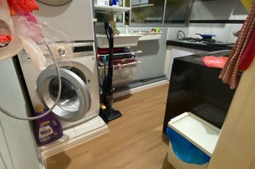 RENOVATED, SELL WITH PARTLY FURNISHED The Chancellor Condominium Taman Kosas 68000 Ampang