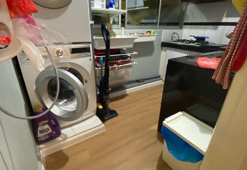 RENOVATED, SELL WITH PARTLY FURNISHED The Chancellor Condominium Taman Kosas 68000 Ampang