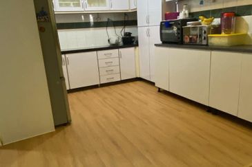 RENOVATED, SELL WITH PARTLY FURNISHED The Chancellor Condominium Taman Kosas 68000 Ampang