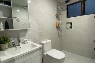 RENOVATED, SELL WITH PARTLY FURNISHED The Chancellor Condominium Taman Kosas 68000 Ampang