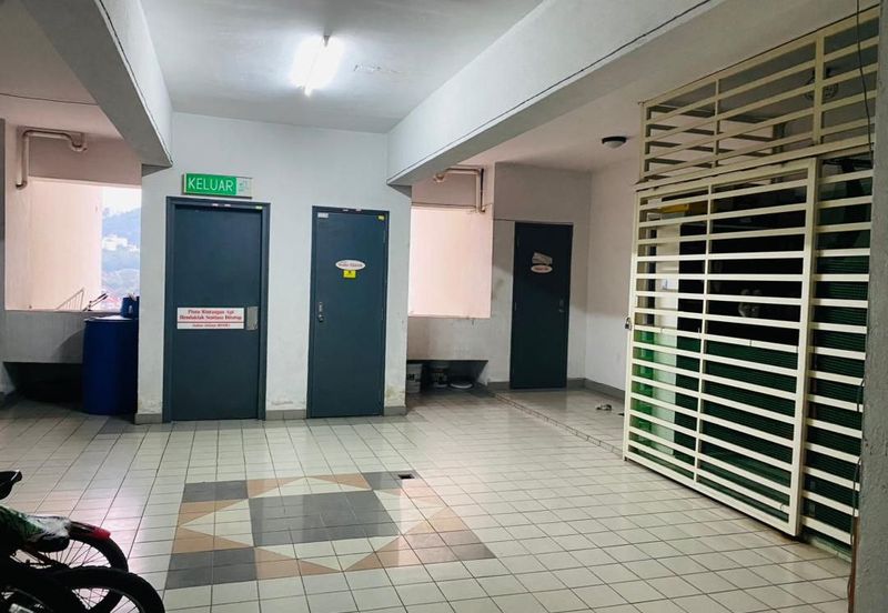 RENOVATED, SELL WITH PARTLY FURNISHED The Chancellor Condominium Taman Kosas 68000 Ampang