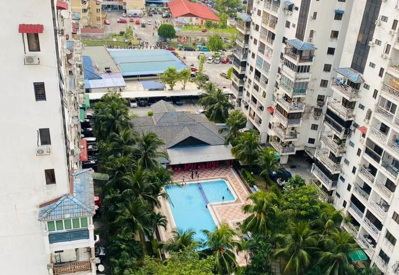 RENOVATED, SELL WITH PARTLY FURNISHED The Chancellor Condominium Taman Kosas 68000 Ampang