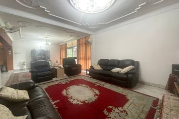 Corner Lot Double Storey Bungalow  PETALING JAYA  