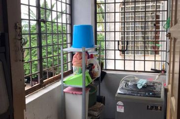 FREEHOLD FLAT KAJANG MEWAH, SUNGAI CHUA KAJANG