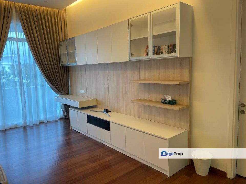 SEMI D CORNER LOT, RESIDENSI SIGC, PAROI JAYA., Negeri Sembilan, Seremban