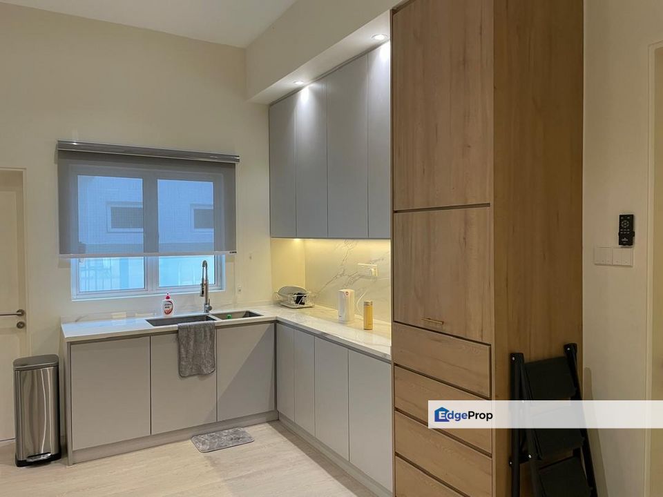 SEMI D CORNER LOT, RESIDENSI SIGC, PAROI JAYA., Negeri Sembilan, Seremban