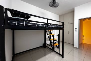 1.5 STOREY TOWNHOUSE PLATINUM RESIDENCE, DENGKIL