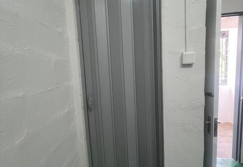 FOR SALE FLAT BANDAR TEKNOLOGI, KAJANG.