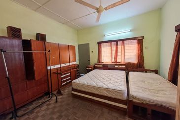 RENT DOUBLE STORY SEMI D, TAMAN DESA ROS KAJANG