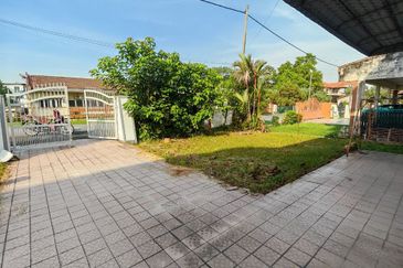 RENT DOUBLE STORY SEMI D, TAMAN DESA ROS KAJANG