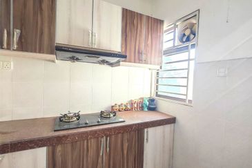 RENT APARTMENT TERAITAI,TAMAN SUTERA.