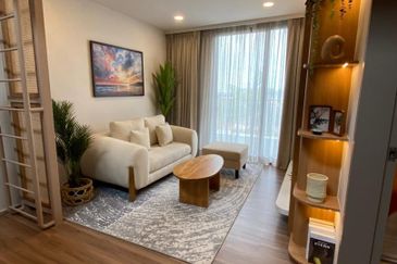 FOR SALE 2 STORY TERRACE BELINASE CONCEPT HOME @ CYBERSOUTH.