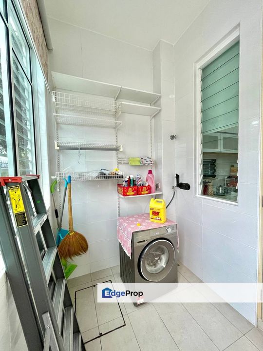 MAJESTIC LAKE VIEW | DOUBLE STOREY TERRACE MERRYDALE ECO MAJESTIC., Selangor, Semenyih