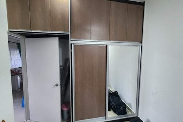 Nice Terraced House ! Tasik Senangin, Lenggeng N9 (Corner Lot)