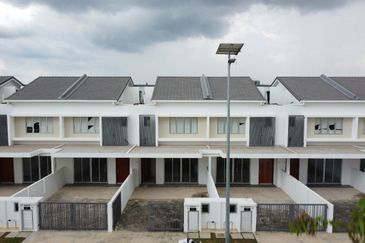 SPECIAL OFFER !! Palma Sands Gamuda Cove 