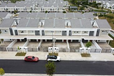 SPECIAL OFFER !! Palma Sands Gamuda Cove 