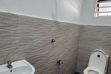 Deposit 10% only ! @ Taman Mawar, Bandar Baru Salak Tinggi Sepang 