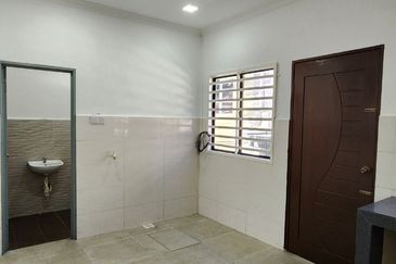 Deposit 10% only ! @ Taman Mawar, Bandar Baru Salak Tinggi Sepang 