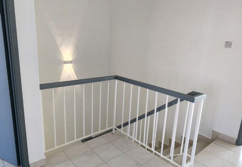 Deposit 10% only ! @ Taman Mawar, Bandar Baru Salak Tinggi Sepang 