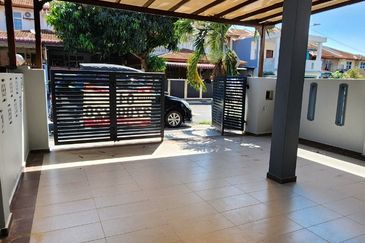 Deposit 10% only ! @ Taman Mawar, Bandar Baru Salak Tinggi Sepang 