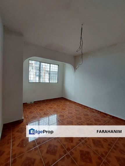 RENOVATED !! Double Storey Terrace House @ Seksyen 18, Shah Alam , Selangor, Shah Alam