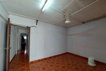 Seksyen 18, Shah Alam