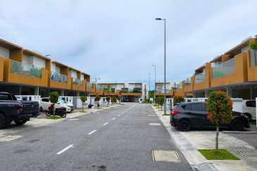 Casa Bluebell @ Cybersouth