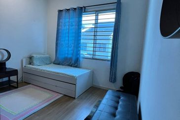 [FULLY RENOVATED] Double Storey House Chemara Hills, Seremban