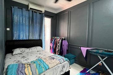 [FULLY RENOVATED] Double Storey House Chemara Hills, Seremban