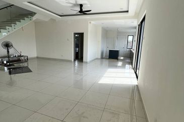 [NEARBY CLUBHOUSE] Double Storey House Chemara Hills, Seremban