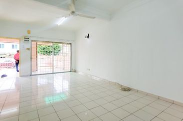 [Near Jusco Equine] Double Storey House @ Puncak Jalil 1 (PUJ1) 