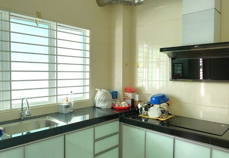 [ZERO LOT UNIT] Bungalow @ Taman Saujana Klang 