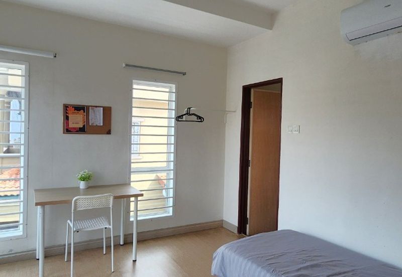 [ZERO LOT UNIT] Bungalow @ Taman Saujana Klang 