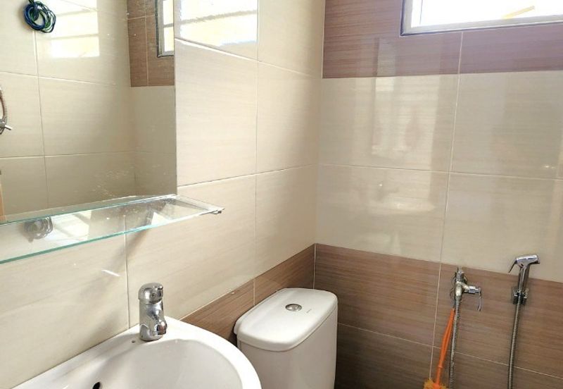 [ZERO LOT UNIT] Bungalow @ Taman Saujana Klang 