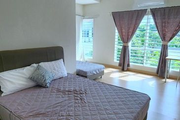 [ZERO LOT UNIT] Bungalow @ Taman Saujana Klang 