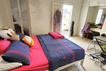 FreeHold ! Bumi Lot !! Bungalow @ Villa Bestari Gombak