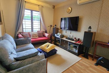 FreeHold ! Bumi Lot !! Bungalow @ Villa Bestari Gombak