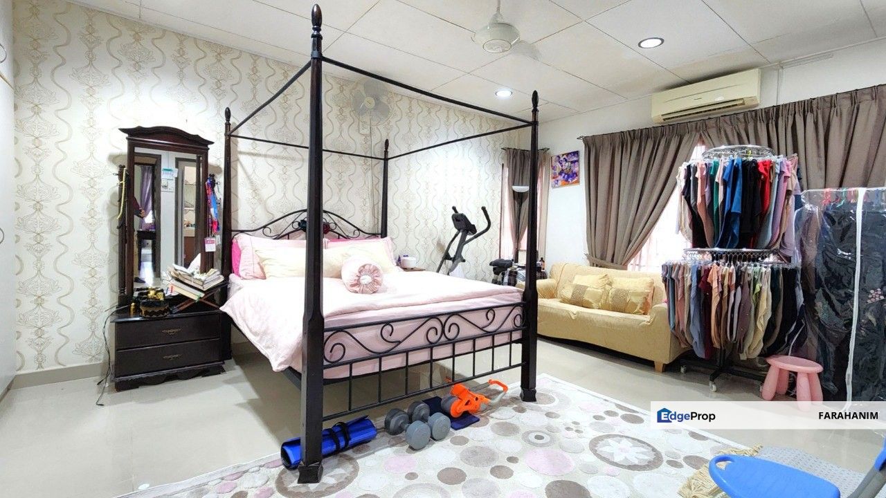 FreeHold ! Bumi Lot !! Bungalow @ Villa Bestari Gombak, Selangor, Gombak