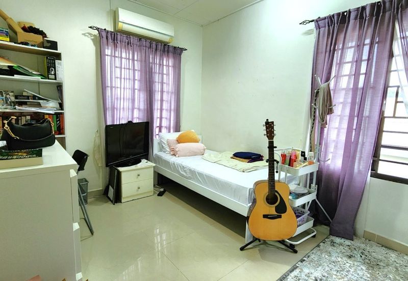 FreeHold ! Bumi Lot !! Bungalow @ Villa Bestari Gombak