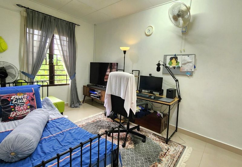 FreeHold ! Bumi Lot !! Bungalow @ Villa Bestari Gombak