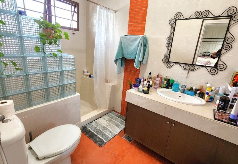 FreeHold ! Bumi Lot !! Bungalow @ Villa Bestari Gombak